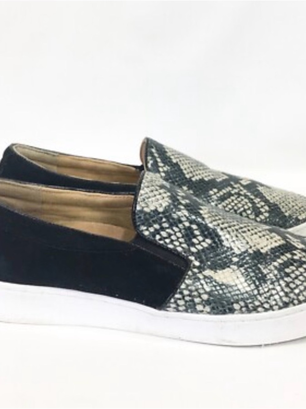 Vionic Women's Snake Embossed Leather Slip-On Flats Suede Sides Size 8.5